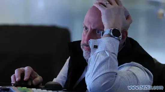 早盘：美股继续下滑 道指下跌750点